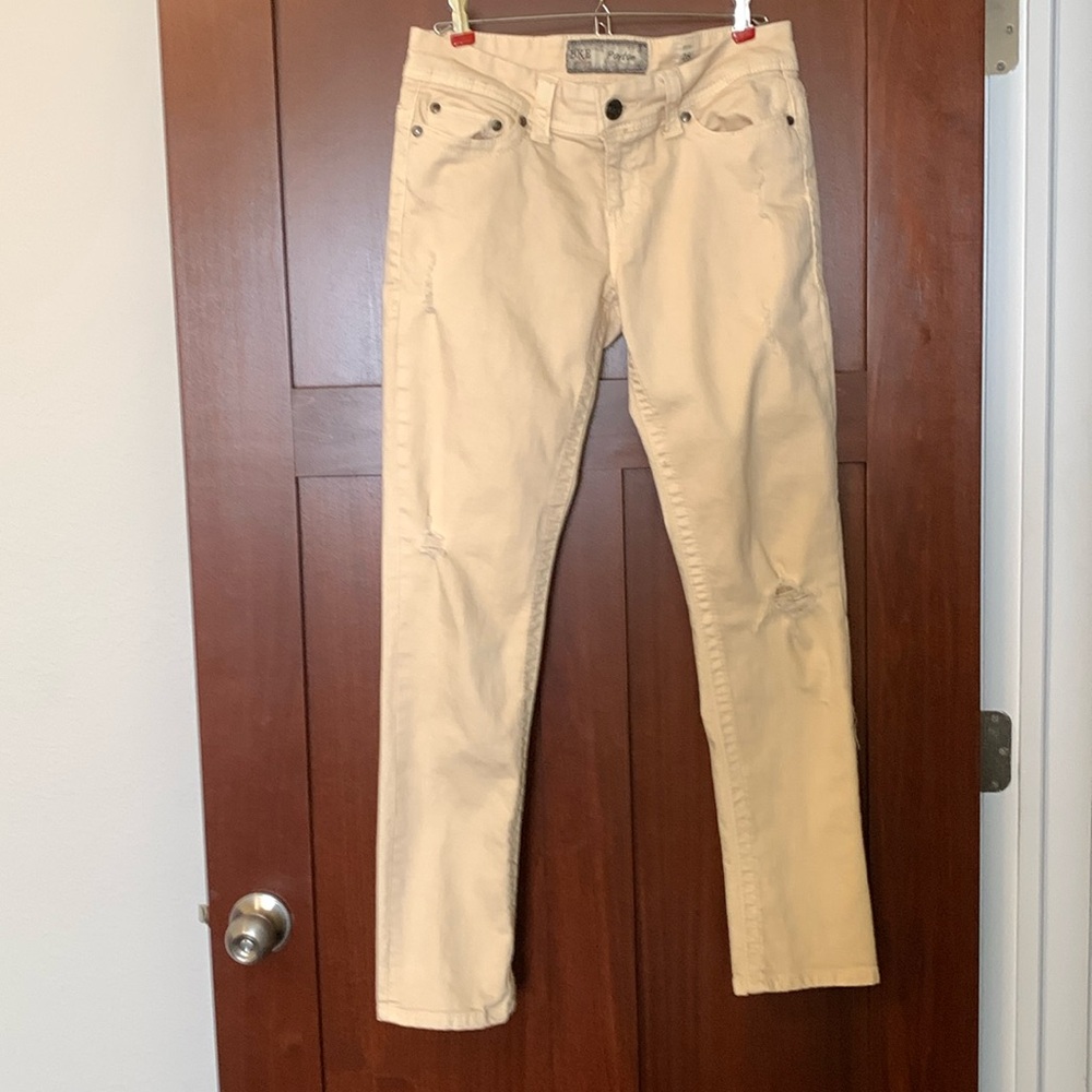 BKE Payton Women’s Low Rise Pre-Distressed Size 28 Khaki Stretch Skinny Jeans